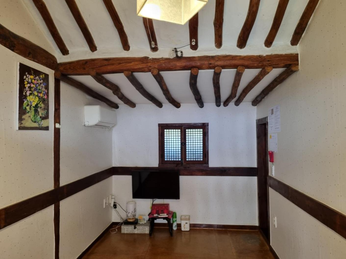 Hotel Gohyundang à Jeonju Extérieur photo