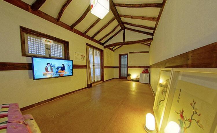 Hotel Gohyundang à Jeonju Extérieur photo