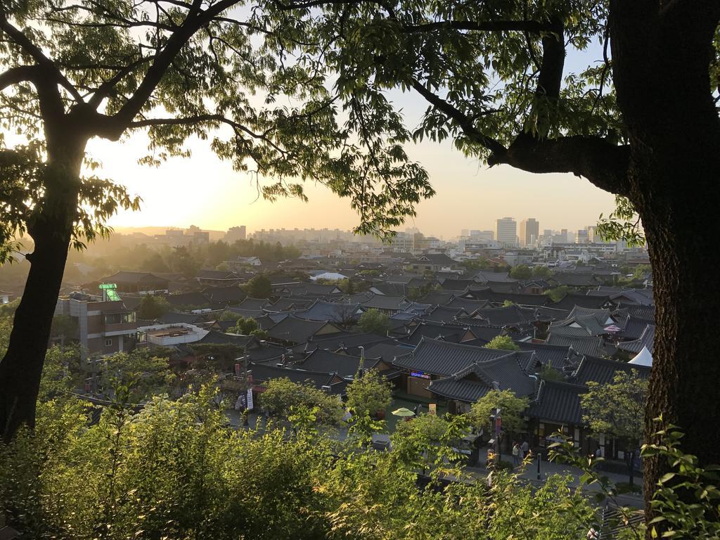 Hotel Gohyundang à Jeonju Extérieur photo